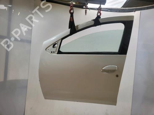 Used Left front door Left front door DACIA SANDERO II 1.0 SCe 75 (B8JC, B8JD, B8NC) (73 hp) 40521328 40521328