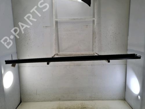 Jupe lateral droite LAND ROVER RANGE ROVER EVOQUE (L538) 2.2 D (150 hp) 23554187