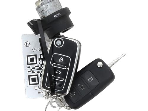 Used Ignition barrel VW POLO (9N_, 9A_) 1.4 TDI (80 hp) 26015989