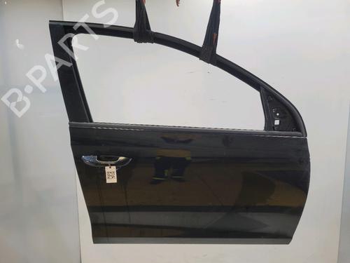 Used Right front door VW GOLF PLUS V (5M1, 521) [2004-2013]  32077619