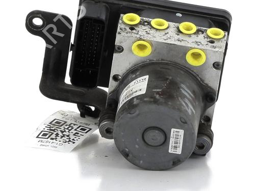Used ABS pump KIA SPORTAGE IV (QL, QLE) 1.7 CRDi (116 hp) 29018606