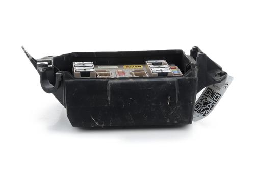 Sikringsdåse Sikringsdåse RENAULT CLIO III (BR0/1, CR0/1) [2005-2014] 34575688 34575688