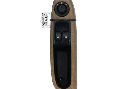Used Left front window switch RENAULT CLIO II (BB_, CB_) 1.6 16V (BB01, BB0H, BB0T, BB14, BB1D, BB1R, BB2KL, BB3G... (107 hp) 30334843