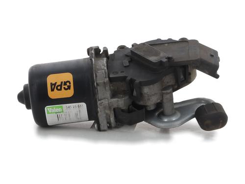 Used Front wiper motor RENAULT CLIO III Grandtour (KR0/1_) 1.5 dCi (KR0F) (86 hp) 29696463