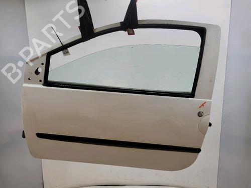 Porta anteriore sinistra RENAULT TWINGO II (CN0_) 1.2 16V (CN04, CN0B) (75 hp) 32401276