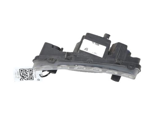 Used Left daytime light Left daytime light 39224658 39224658