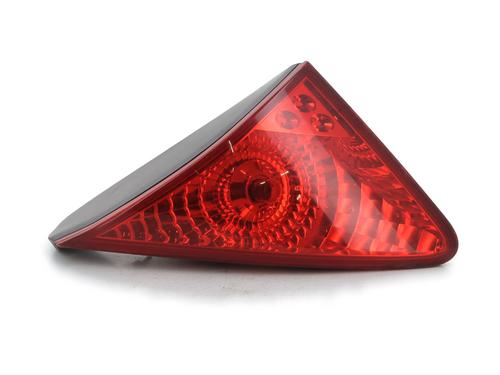 Used Right tailgate light PEUGEOT 3008 I MPV (0U_) 1.6 HDi (112 hp) 29198292