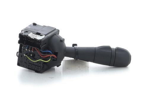 Switch DACIA SANDERO II TCe 90 (B8M1, B8MA, B8AC) | BP31577715I30