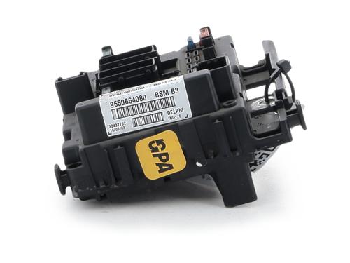Zekeringkast Zekeringkast PEUGEOT 307 (3A/C) 2.0 HDi 90 (90 hp) 37627502 37627502