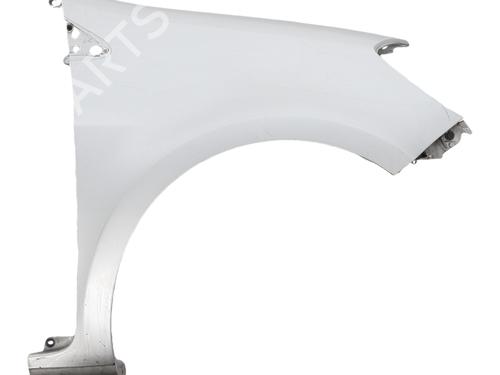 Used Right front fenders Right front fenders 37599952 37599952