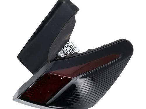 Used Right taillight PEUGEOT 3008 II SUV (MC_, MR_, MJ_, M4_) 1.5 BlueHDi 130 (131 hp) 28366384