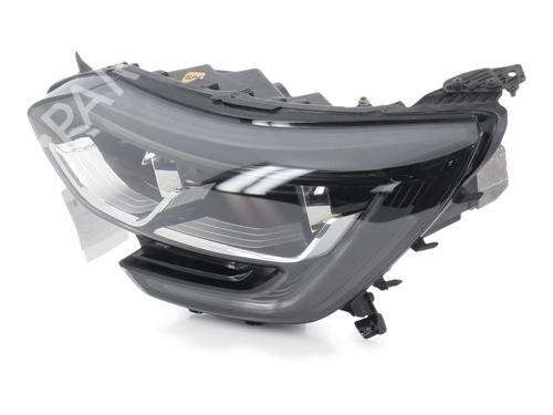Used Left headlight Left headlight RENAULT MEGANE IV Hatchback (B9A/M/N_) 1.5 dCi 110 (B9A3) (110 hp) 39704494 39704494