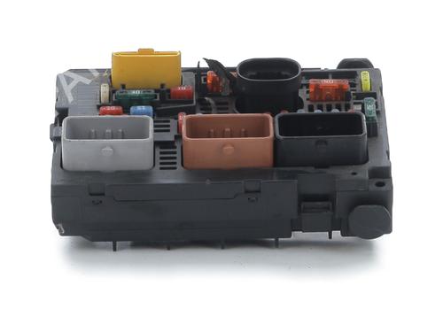 fuse-box-peugeot-308-i-4a_-4c_-2007-2008-2009-2010-2011-2012-2013-2014-2015-2016-32355929 main image