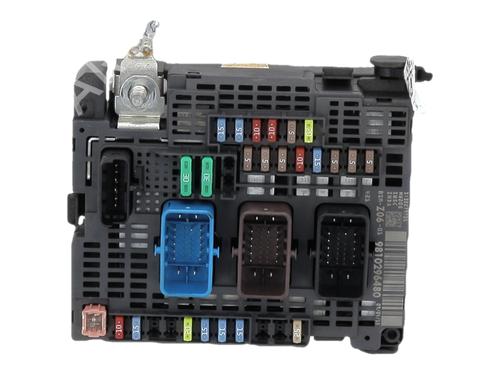 Fuse box CITROËN C4 II (NC_) 1.6 HDi 90 | BP39394318E1 - Image 2