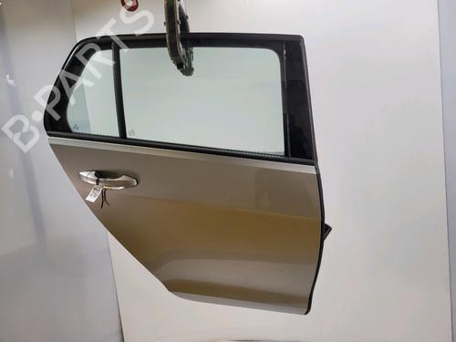 right-rear-door-vw-golf-vii-5g1-bq1-be1-be2-2012-2013-2014-2015-2016-2017-2018-2019-2020-2021-37228924 main image