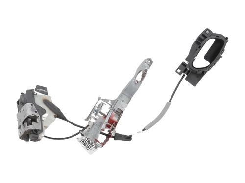 hjre-fortil-las-peugeot-2008-i-cu_-2013-32152305 main image