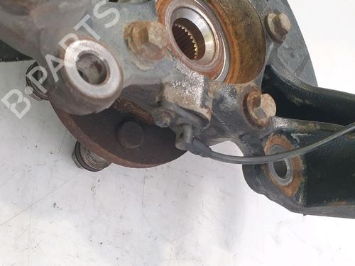 Right front steering knuckle LAND ROVER RANGE ROVER SPORT I (L320) 3.0 D 4x4 | BP29265148M26 