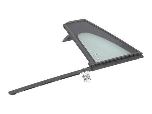 front-left-quarter-glass-citroen-c3-iii-sx-2016-38456852 main image