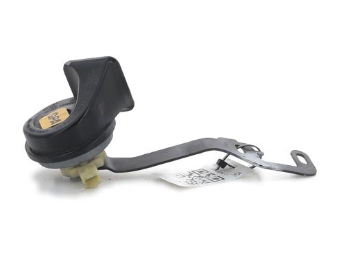 Toeter PEUGEOT 208 I (CA_, CC_) 1.2 VTI 82 (82 hp) 30584367