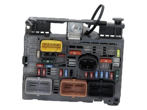 Fuse box PEUGEOT 308 I (4A_, 4C_) 1.6 HDi | BP28573549E1 