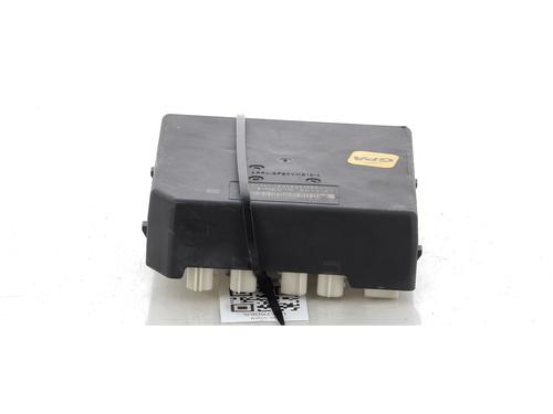 Used Fuse box RENAULT MEGANE III Hatchback (BZ0/1_, B3_) 1.5 dCi (BZ0C) (90 hp) 27902120