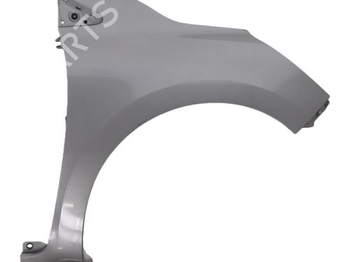 Parafango anteriore destro Parafango anteriore destro RENAULT CLIO IV Grandtour (KH_) 1.5 dCi 90 (KHN3, KHN4) (90 hp) 37506532 37506532