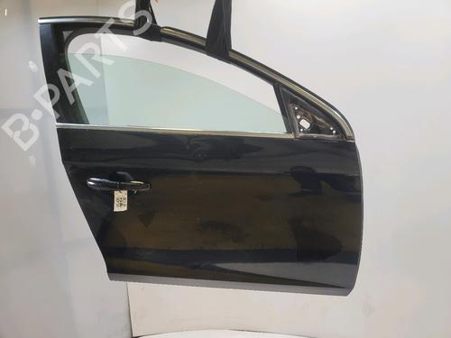 right-front-door-volvo-v60-i-155-2010-2011-2012-2013-2014-2015-2016-2017-2018-39194794 main image