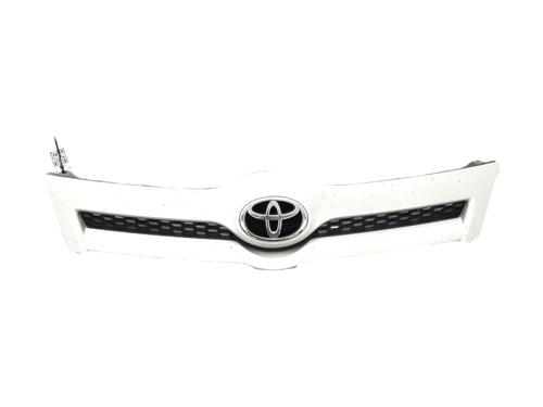 Used Grille Grille TOYOTA COROLLA Verso (ZER_, ZZE12_, R1_) 2.2 D-4D (AUR10_, AUR10R) (136 hp) 36252769 36252769