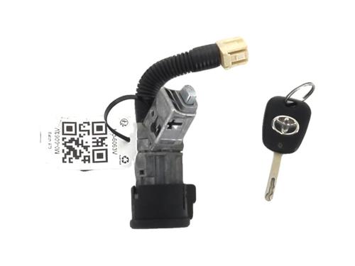 Used Ignition barrel TOYOTA AYGO (_B1_) 1.0 (KGB10_, KGB10R) (68 hp) 28137995