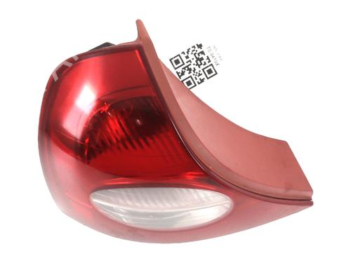 Feu arrière gauche RENAULT CLIO II (BB_, CB_) 1.2 16V (BB05, BB0W, BB11, BB27, BB2T, BB2U, BB2V, CB05,... (75 hp) 32378393