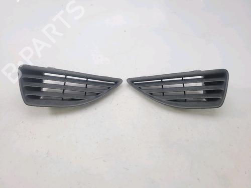Used Grille RENAULT MEGANE I (BA0/1_) 1.6 16V (BA04, BA0B, BA11, BA1J, BA16, BA19, BA1K, BA1V,... (107 hp) 13890127