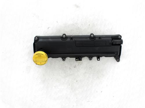 Used Valve cover RENAULT CLIO III Grandtour (KR0/1_) 1.5 dCi (KR0F) (86 hp) 23557207