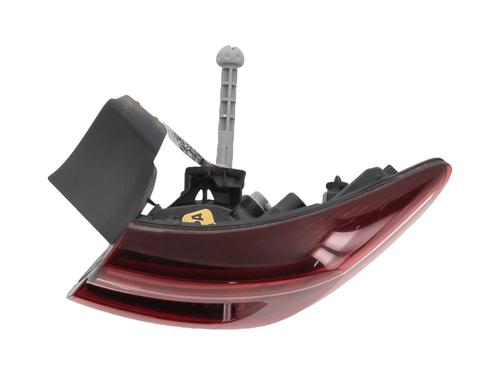 Højre baglygte RENAULT CLIO V (B7_) 1.0 TCe 90 (B7MT) (91 hp) 31844686