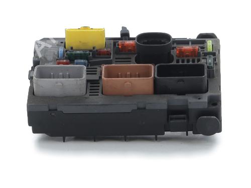 fuse-box-peugeot-partner-box-bodympv-2008-31938128 main image
