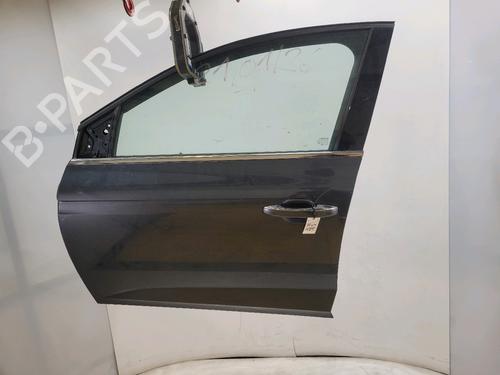 Used Left front door Left front door RENAULT MEGANE IV Grandtour (K9A/M/N_) 1.2 TCe 130 (K9MR) (130 hp) 34112399 34112399