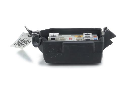 Used Fuse box RENAULT CLIO III (BR0/1, CR0/1) 1.2 16V (BR02, BR0J, BR11, CR02, CR0J, CR11) (75 hp) 30982632