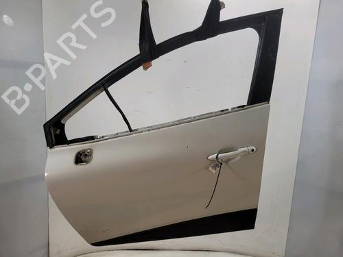 Used Left front door Left front door RENAULT CLIO IV (BH_) 1.5 dCi 90 (90 hp) 33300372 33300372