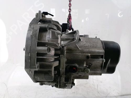 Used Gearbox RENAULT CLIO I (B/C57_, 5/357_) [1990-1999]  25620885