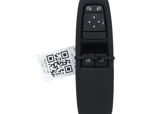 Used Left front window switch RENAULT MEGANE IV Hatchback (B9A/M/N_) 1.5 Blue dCi 115 (B9A6) (116 hp) 29495965