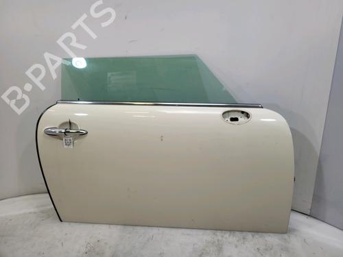Used Right front door MINI MINI (R56) One (75 hp) 30503029