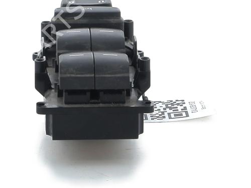 Left front window switch HONDA CIVIC X Hatchback (FC_, FK_) 1.0 VTEC (FK6) | BP31963136I27
