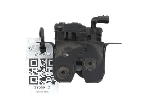 tailgate-lock-dacia-duster-hs_-2010-2011-2012-2013-2014-2015-2016-2017-2018-39633429 main image