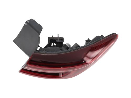 right-taillight-renault-clio-v-b7_-2019-32201954 main image