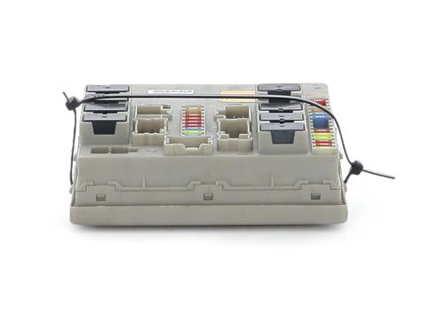 fuse-box-renault-clio-iii-br01-cr01-2005-2006-2007-2008-2009-2010-2011-2012-2013-2014-35999302 main image