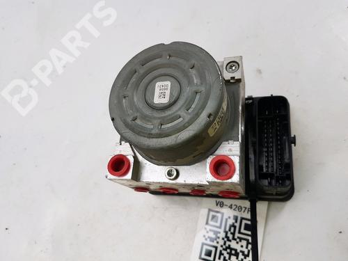 Used ABS pump ABS pump PEUGEOT 208 I (CA_, CC_) 1.0 VTi (68 hp) 11124999 11124999