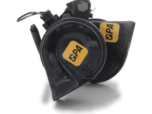 Toeter VW POLO IV (9N_, 9A_) 1.9 TDI (101 hp) 30693756