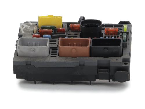 Used Fuse box CITROËN C5 III (RD_) 1.6 HDi 110 (RD9HZC) (109 hp) 27913677