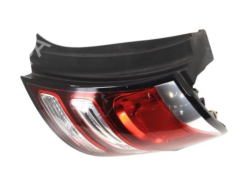 Højre baglygte Højre baglygte CITROËN C3 II (SC_) 1.2 VTi 82 (82 hp) 33925570 33925570