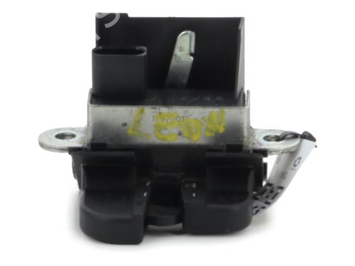 Tailgate lock SEAT LEON (1P1) 1.6 TDI | BP29218430C101 