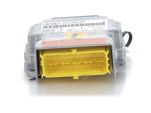 Used ECU airbags AUDI TT (8J3) 2.0 TTS quattro (272 hp) 19151258